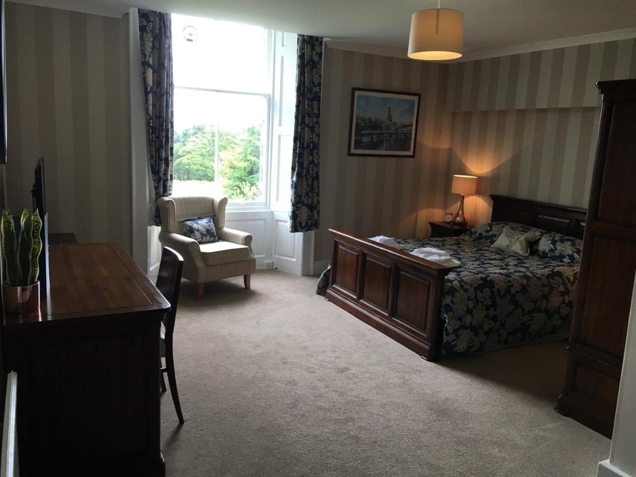 Oswald House Hotel Kirkcaldy Bagian luar foto